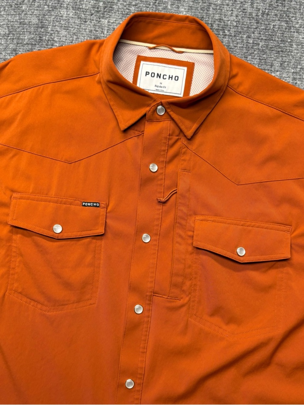 PONCHO Pearl Snap Shirt Mens Medium Orange Regular Fit Western Fishing Vented